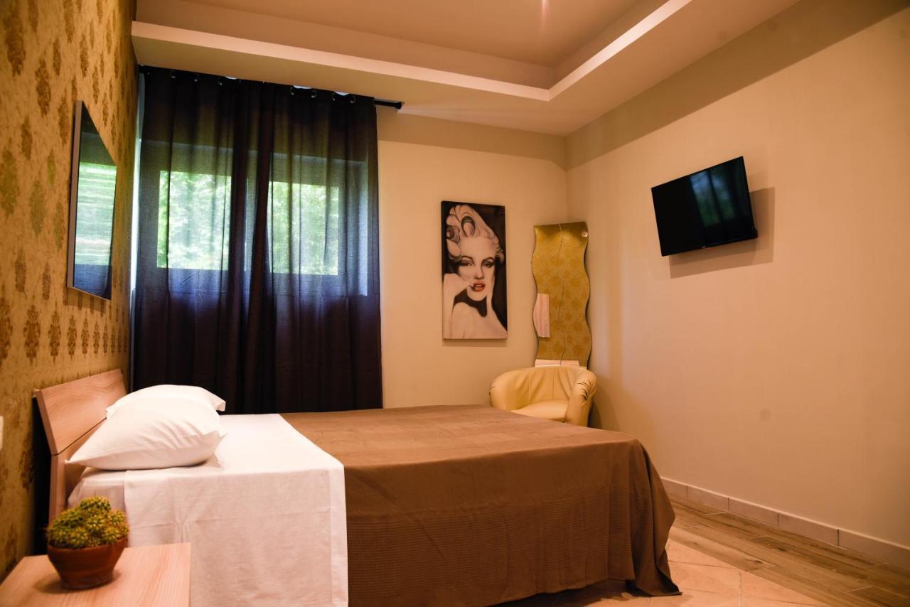 Eremo Monte Somma Bed & Breakfast Somma Vesuviana Eksteriør bilde